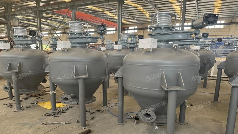 Direct blowing silo pneumatic conveying pump