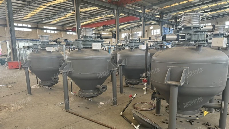 Upward type silo ash conveying pump