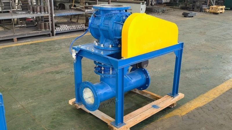 Dust discharger