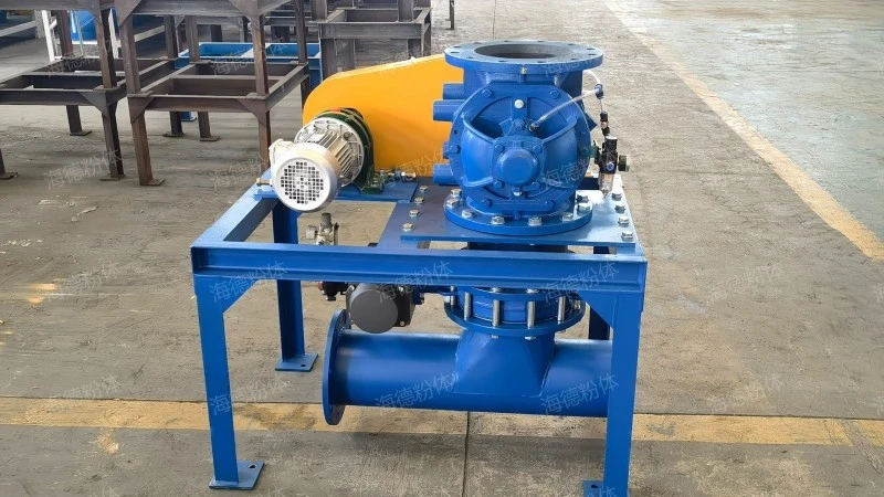 Anti jamming feeder
