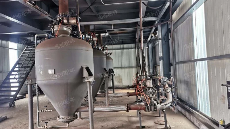Garbage automatic feeding pneumatic conveying system