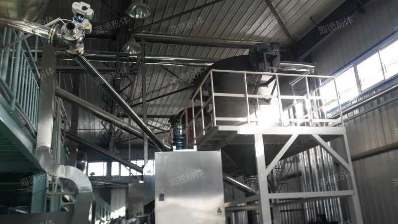 Automatic vacuum conveying equipment