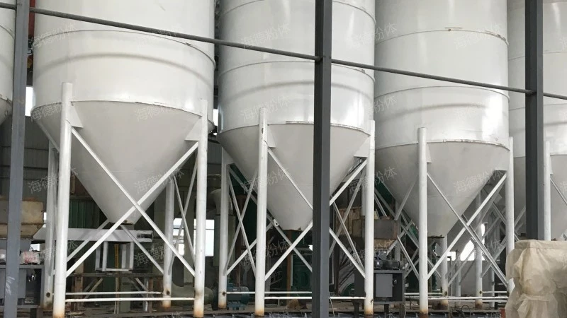 Refractory material conveying